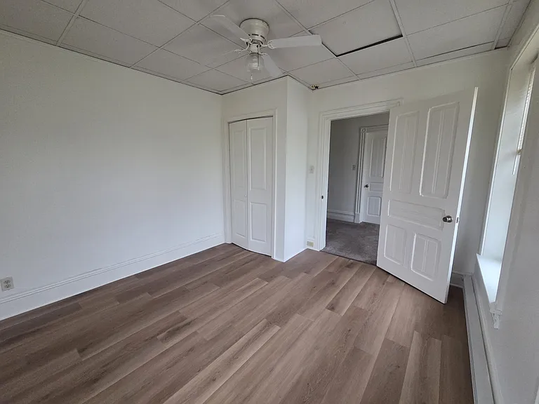 4050 Friedensburg Rd — Photo 2