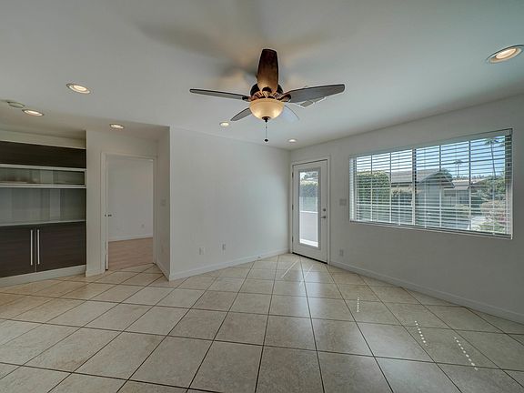 4th image of 1850 E Maryland Ave Unit 62