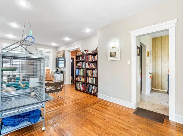 38 Gautier Avenue image 3 of 42