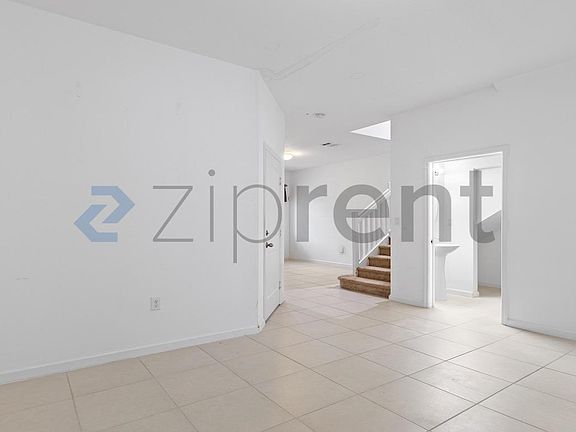 5th image of 21429 NW 13th Ave