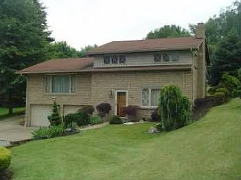 516 E McMurray Rd photo 1