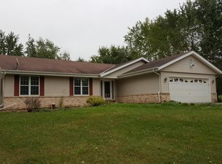 1244 Kilkee Rd, Hartford, WI 53027
