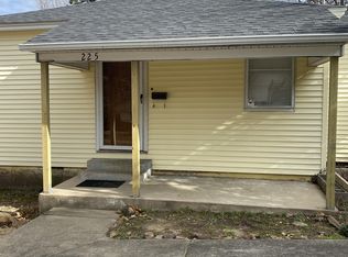 225 Englewood Rd, Cammack Village, AR 72207