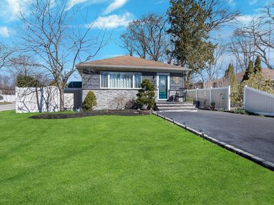 117 E Madison Street, East Islip, NY, 11730