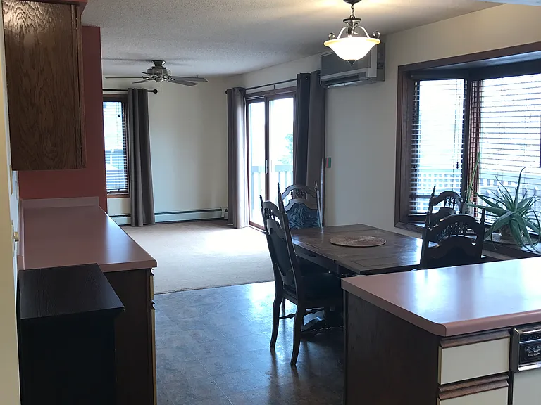 1347 Cliff Ave #1 — Photo 5