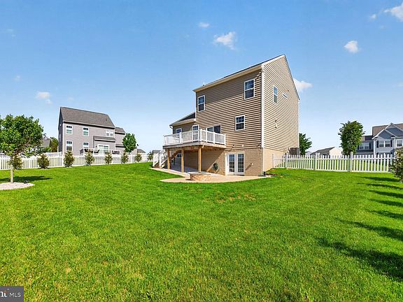 2nd image of 18101 Petworth Cir