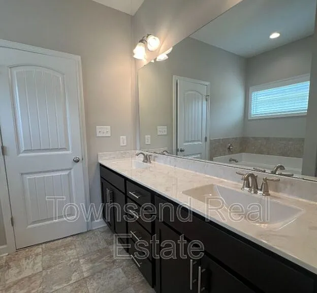 2513 Owlands Ct — Photo 17