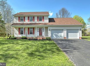 4947 E Berlin Rd, Thomasville, PA 17364