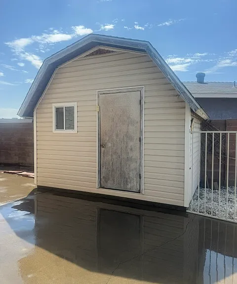 1602 Beverly Ave — Photo 30