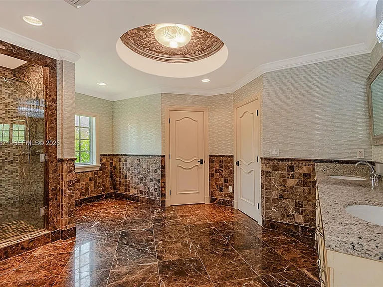 674 Ocean Blvd — Photo 26
