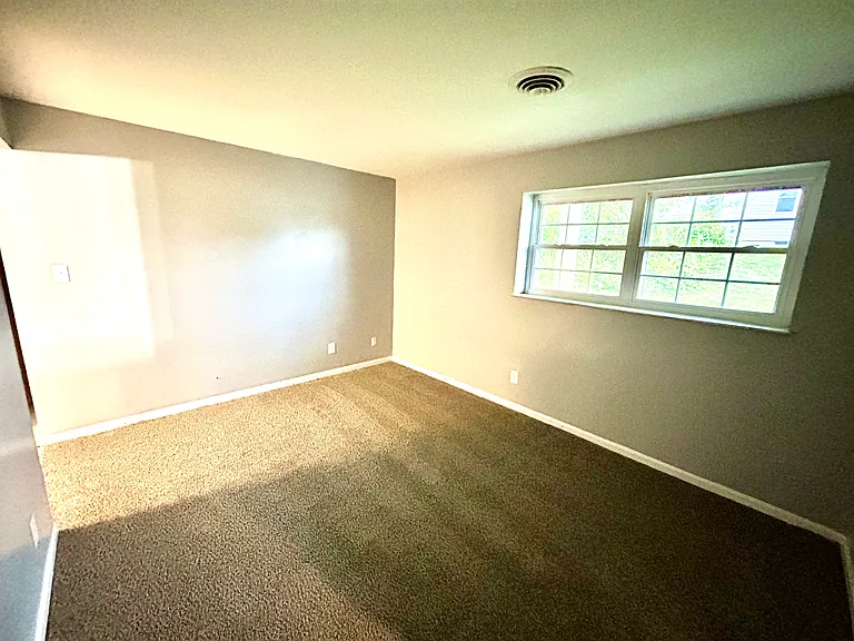 2703 Mount Vernon Ave #2703 — Photo 7