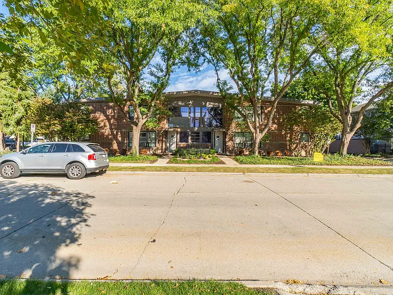 3382 Harvard Rd — Photo 24