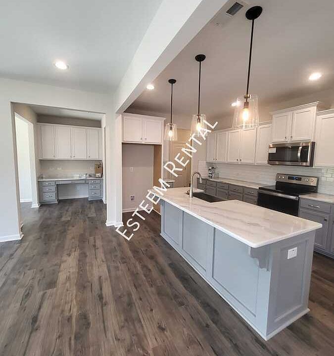 1st image of 84 Little Leaf Ln #1