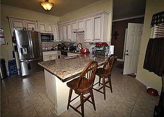4th image of 1630 Angela Ln