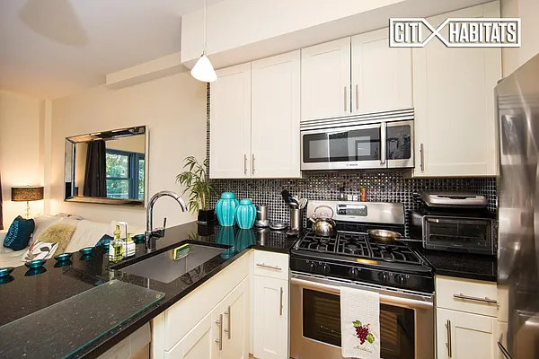 Rented by Citi Habitats | media 7