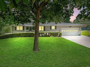 312 Pleasant Ridge Rd, Fairview heights, IL 62208