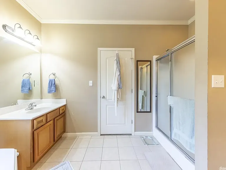 1804 Milburn Dr — Photo 16