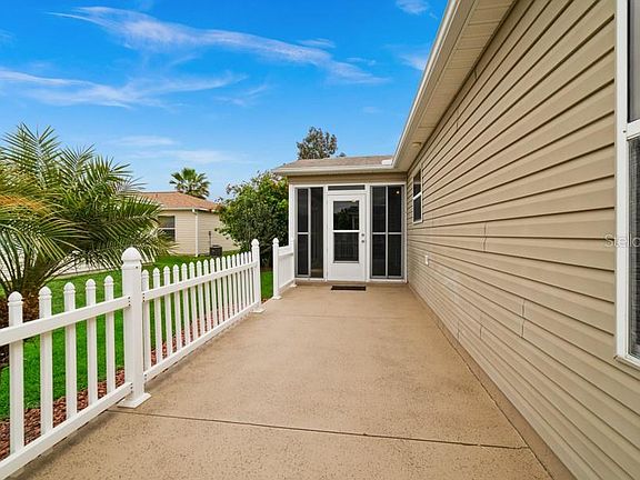 3rd image of 8023 SE 174th Belhaven Loop