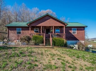 404 Mackie Rd, Sparta, TN 38583