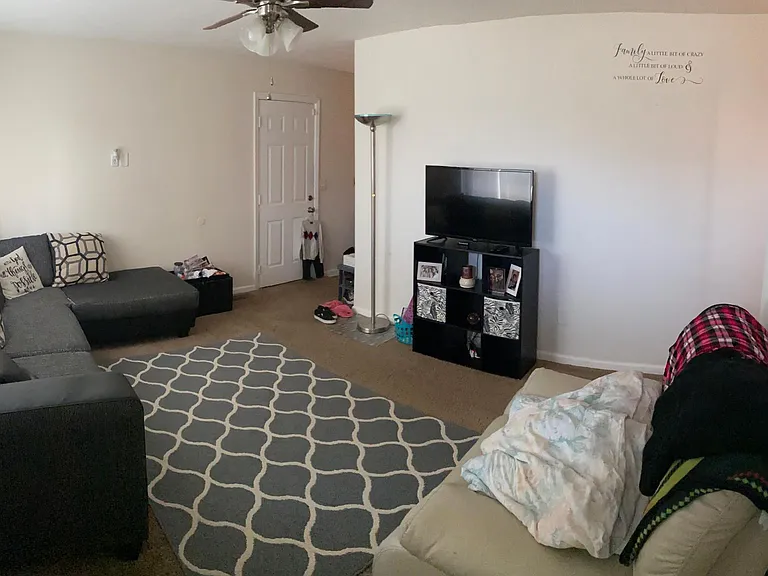 Caralee Dr — Photo 4