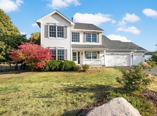 13896 Fallbrook Ct, Apple Valley, MN 55124