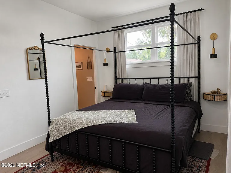 1200 N Clay St — Photo 31