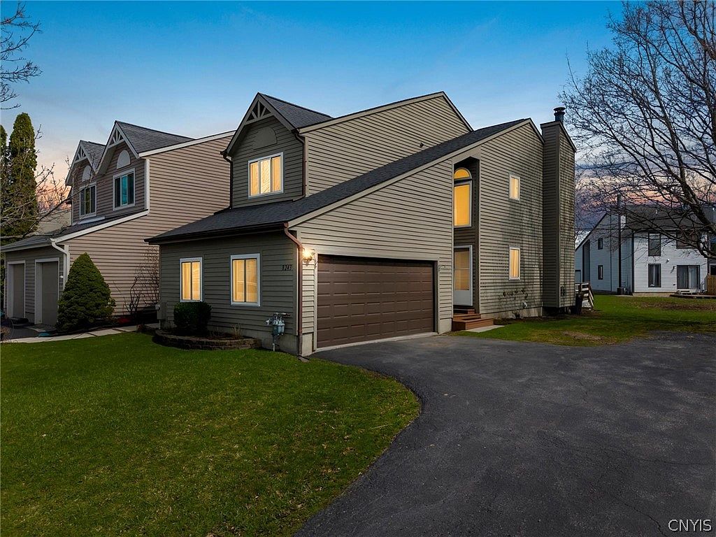 8243 Honeysuckle Dr, Liverpool, NY 13090 | MLS #S1671800 | Zillow