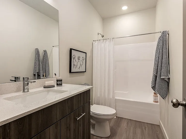 H2O Townhomes — Photo 5