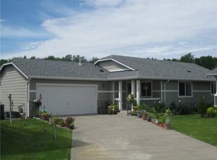 4798 Oyster Dr, Blaine, WA 98230