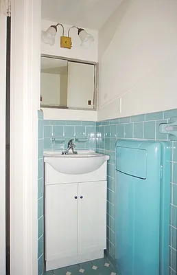 Rented by Balass Ralph, LREB | media 32