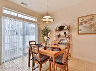51 Golden Eye Ln, Port Monmouth, NJ 07758