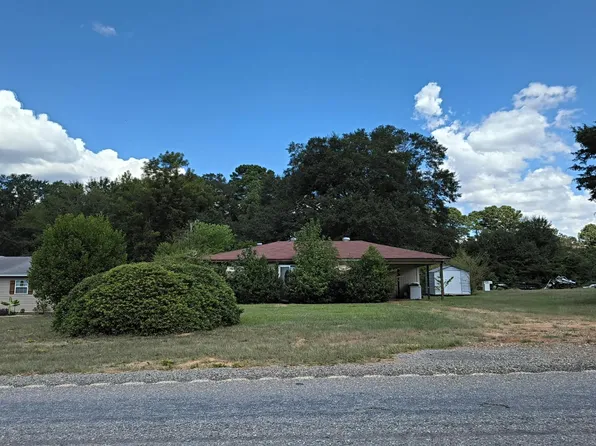685 1st St, Gibsland, LA 71028