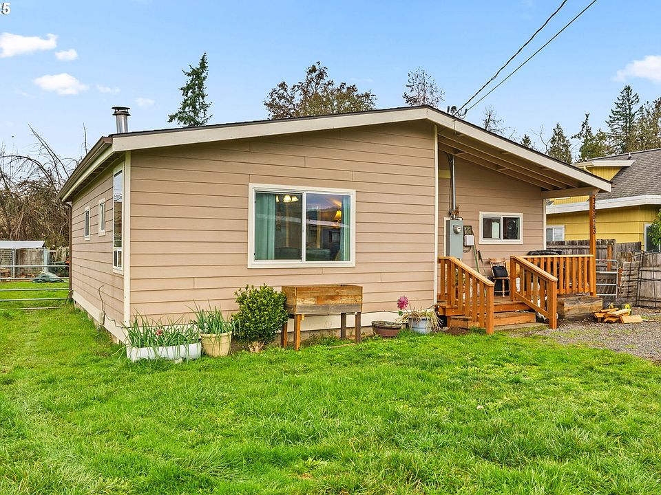 1st image of 38823 Mathews Dr