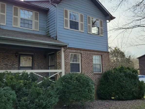 108 Greenwood Ln #108, Oak Ridge, TN 37830