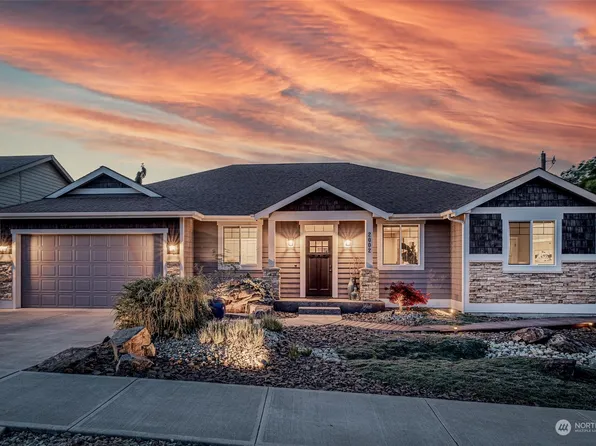 2002 Woodridge Street, Wenatchee, WA 98801