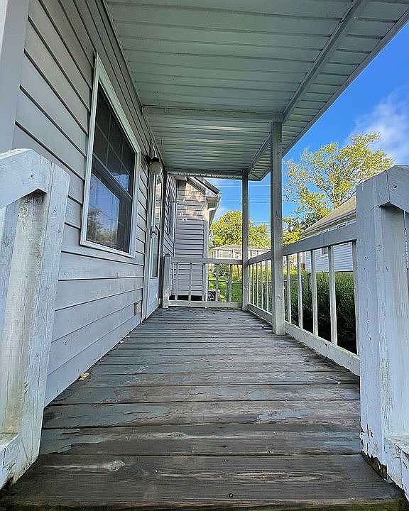 1st image of 200 Earlene Ct