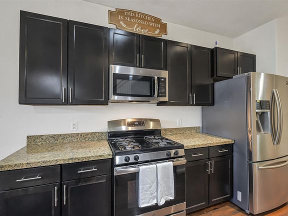 4th image of 17112 Wilthorne Colony Ct