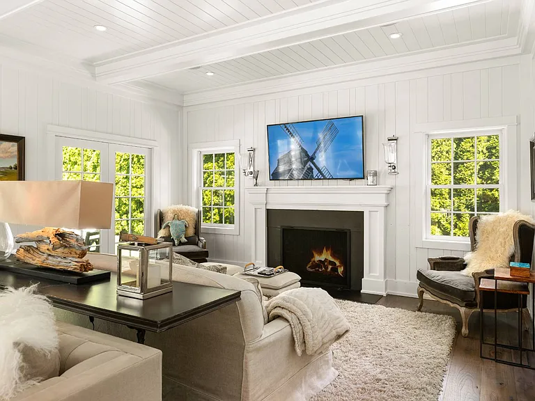 59 Miller Ln E — Photo 8