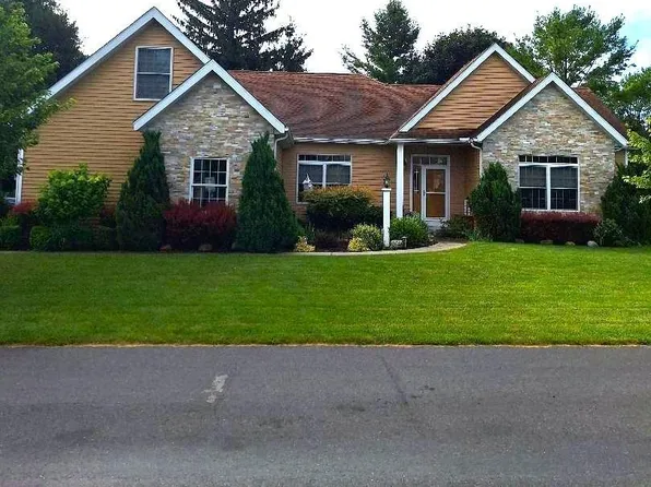 5657 Governor Sleeper Ct, Lexington, MI 48450