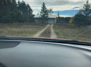 12298 E Traynor Rd, Goetzville, MI 49736