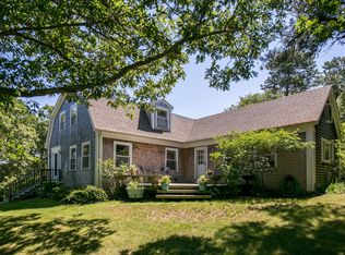 40 Blueberry Ridge Ln, Chilmark, MA 02535