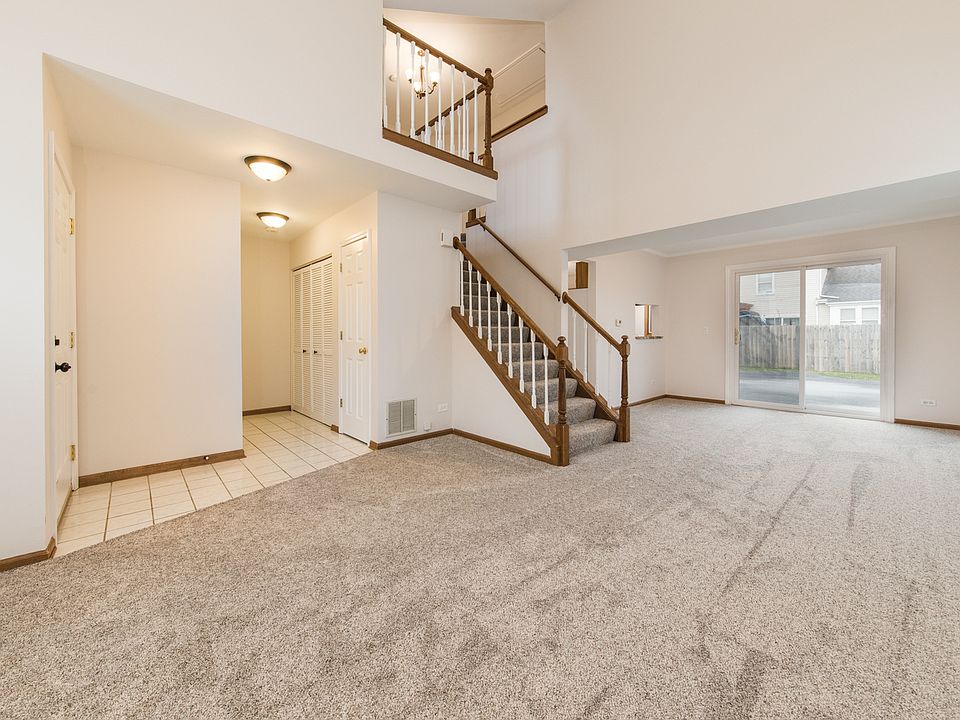 41 Garfield Ln, Streamwood, IL 60107 Zillow