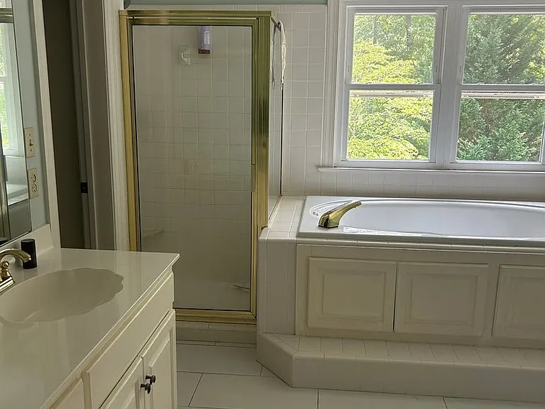 921 Vestavia Woods Dr — Photo 9