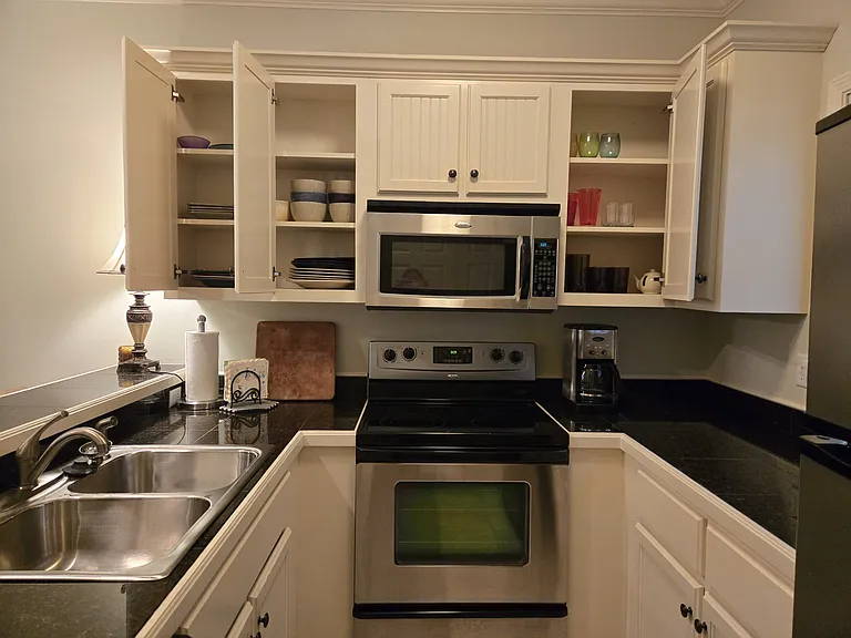 2206 Anderson Rd #1702 — Photo 7