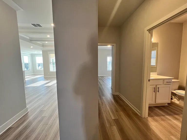 150 Rose Lake Ct — Photo 25