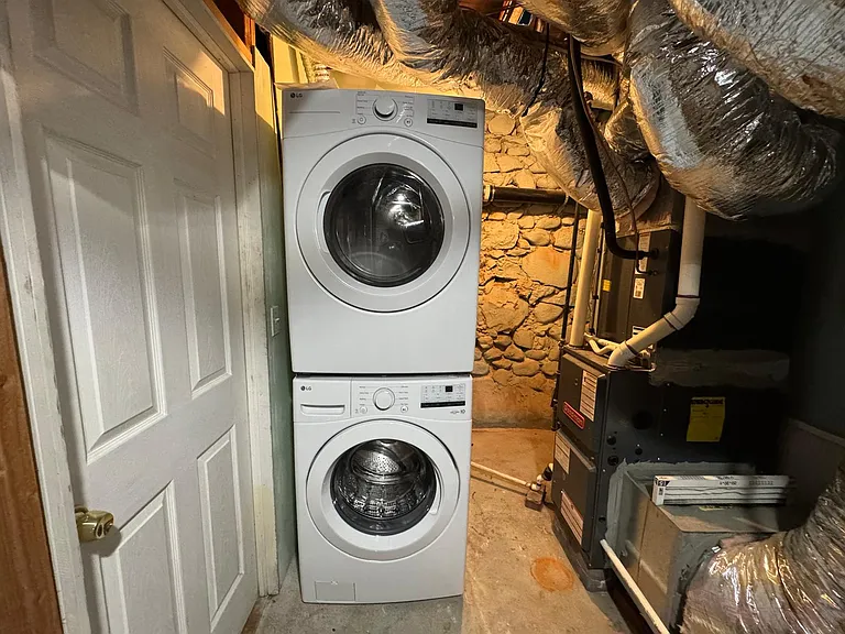 In unit washer and dryer