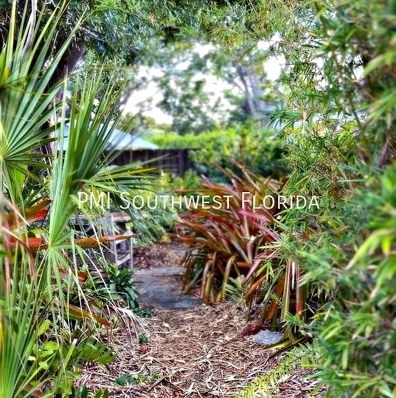 566 S Pelican Dr — Photo 23