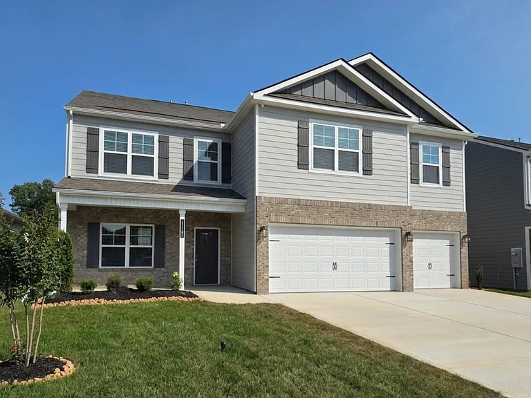 1107 Emily Louise Ln — Photo 1