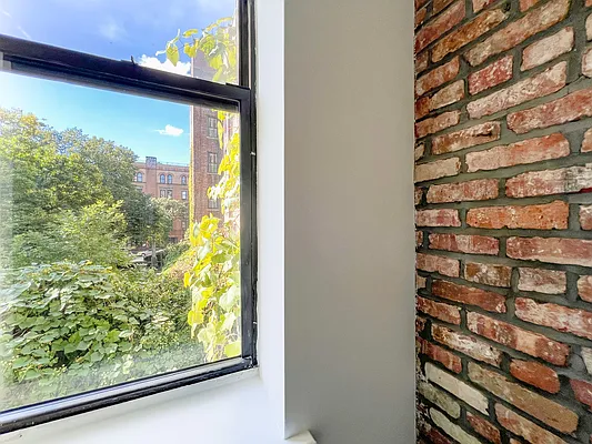 Rented by Dallien Realty Limited Liability Company | media 36