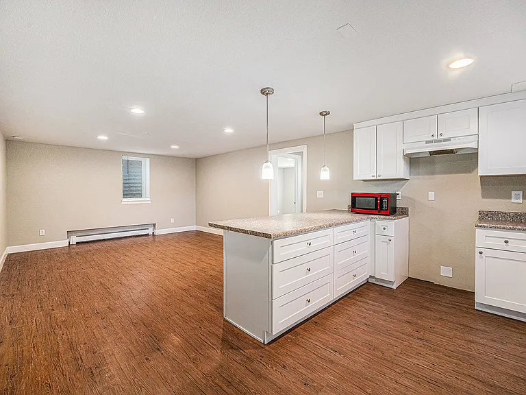 4395 Balsam St — Photo 8